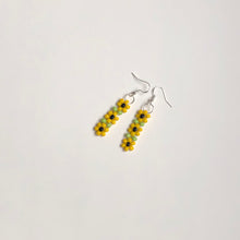 Load image into Gallery viewer, Sunflower Floret Earrings
